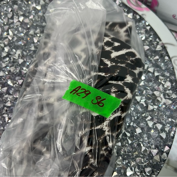 Wild Fable tank top halter crop cheetah leopard cropped Animal Print Tank Top - Picture 6 of 6